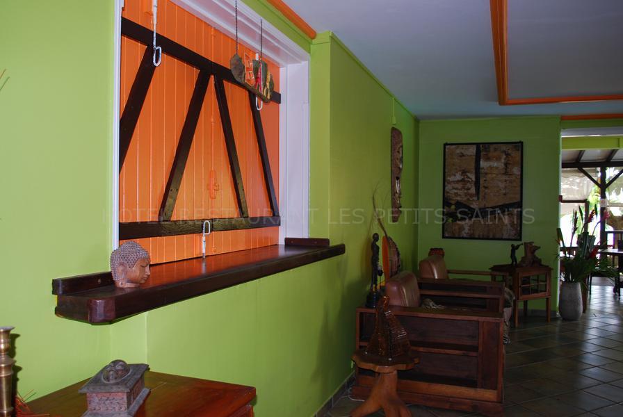 pts-hotel-vue-hall-02